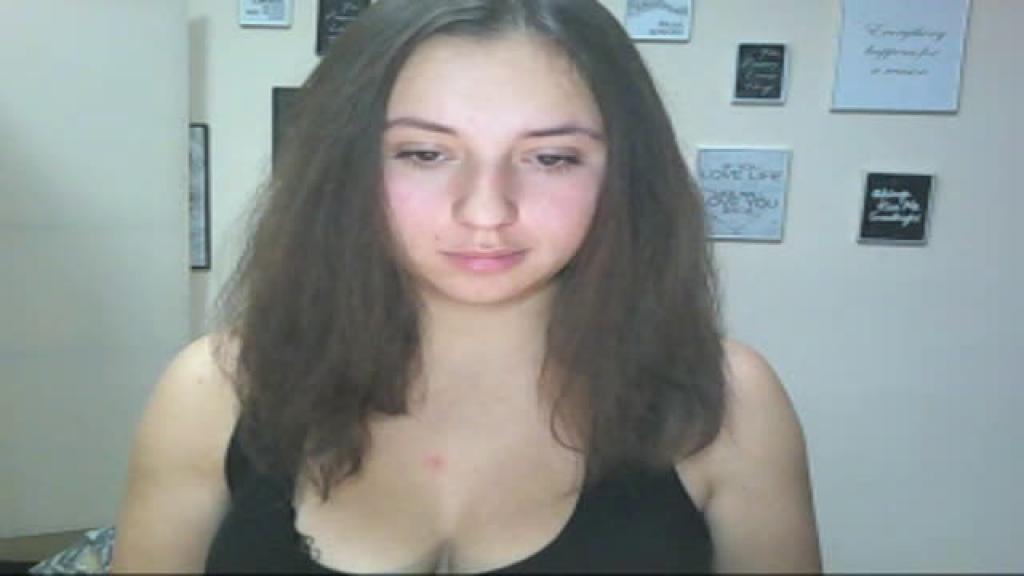 angela_petra webcam [2016/11/12 04:55:54]