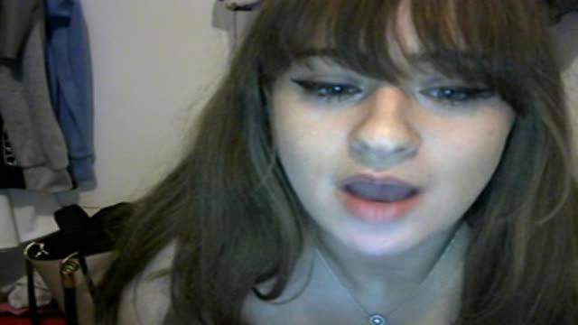 larafoxuk webcam [2017/02/15 01:41:48]