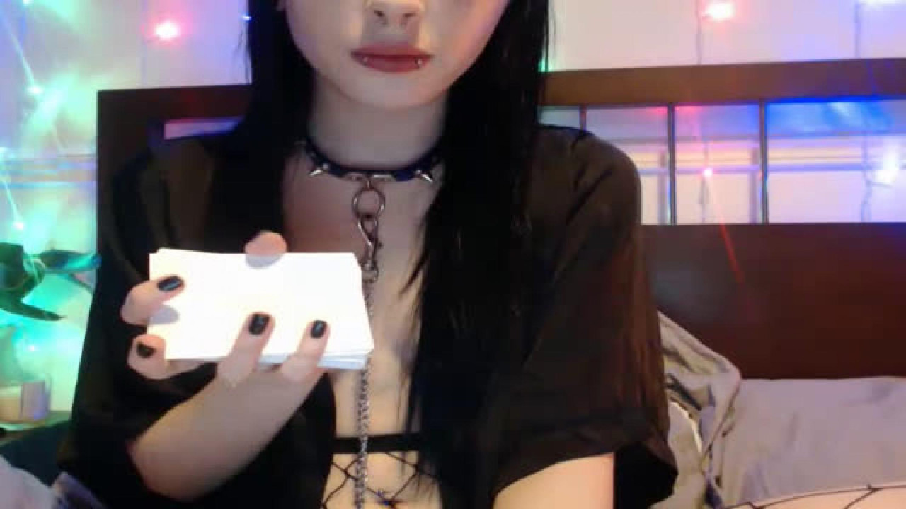 lunawednesday naked [2017/05/02 19:40:26]