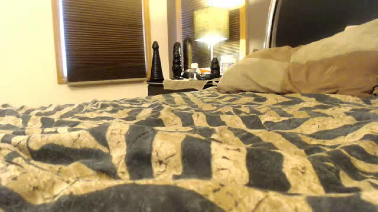 verynaughtygurl Doggy Video [2017/06/25 - 11:25:17]