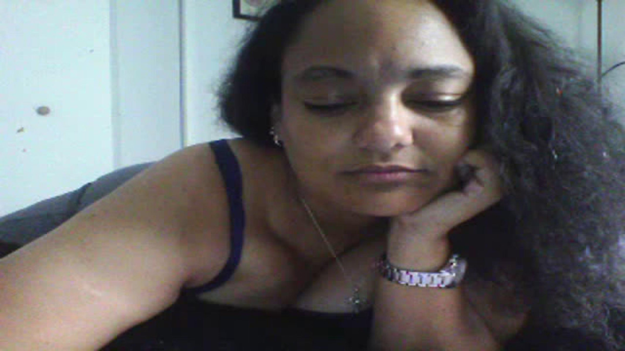 sweetnthick Free Webcam [2017/06/29 - 20:06:28]