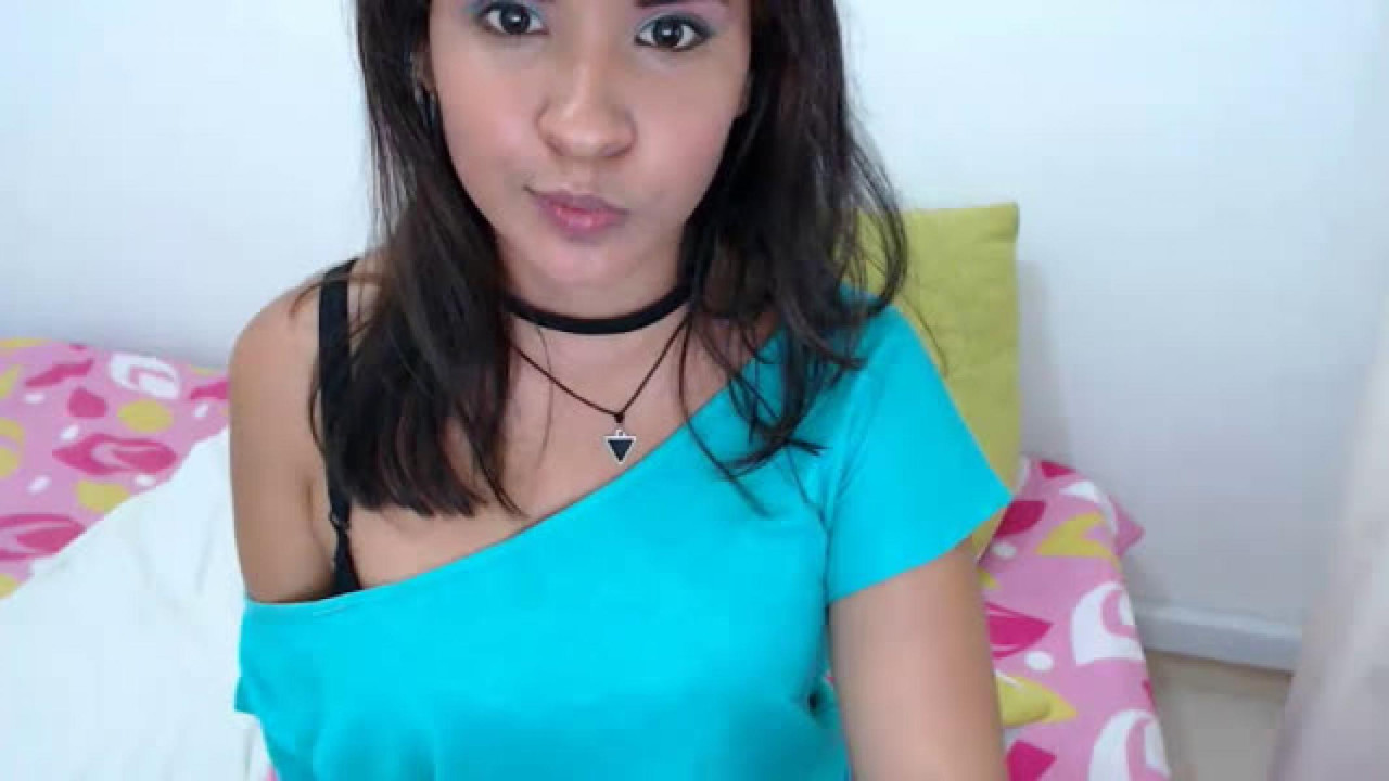hillarycole Gagging [2017/06/20 - 06:01:18]