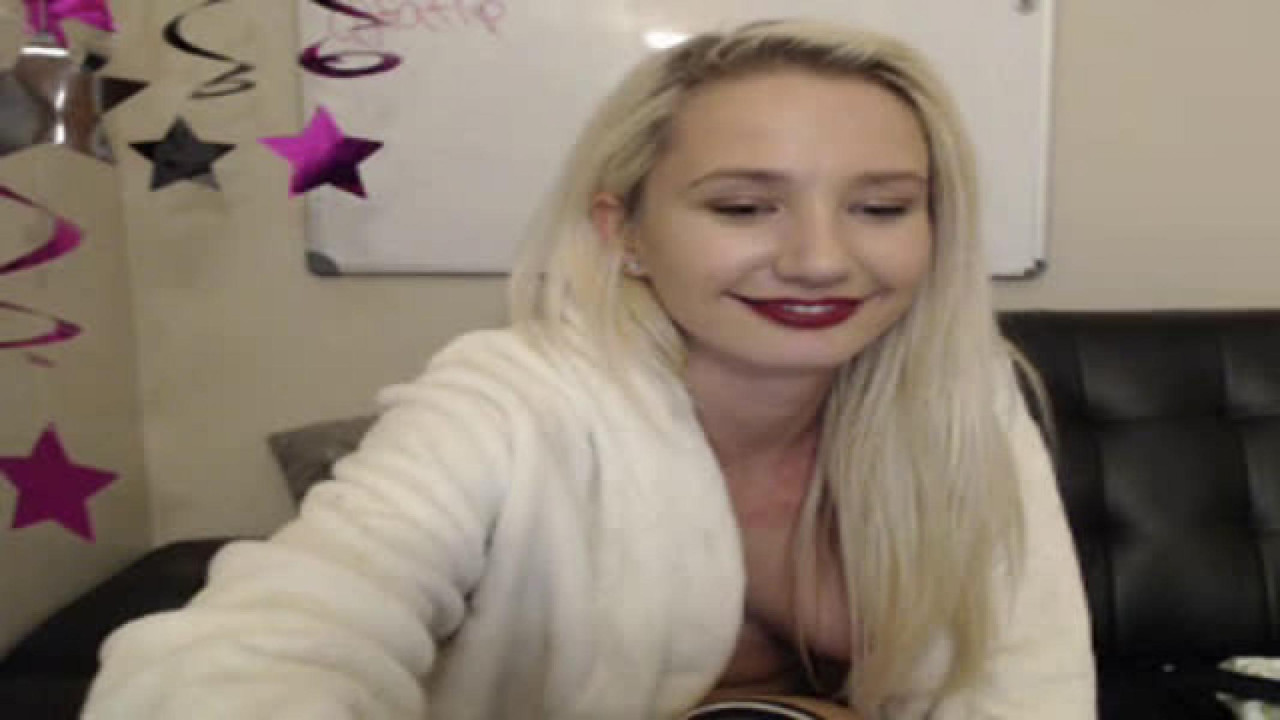 emmahaze nude [2017/03/07 08:45:53]