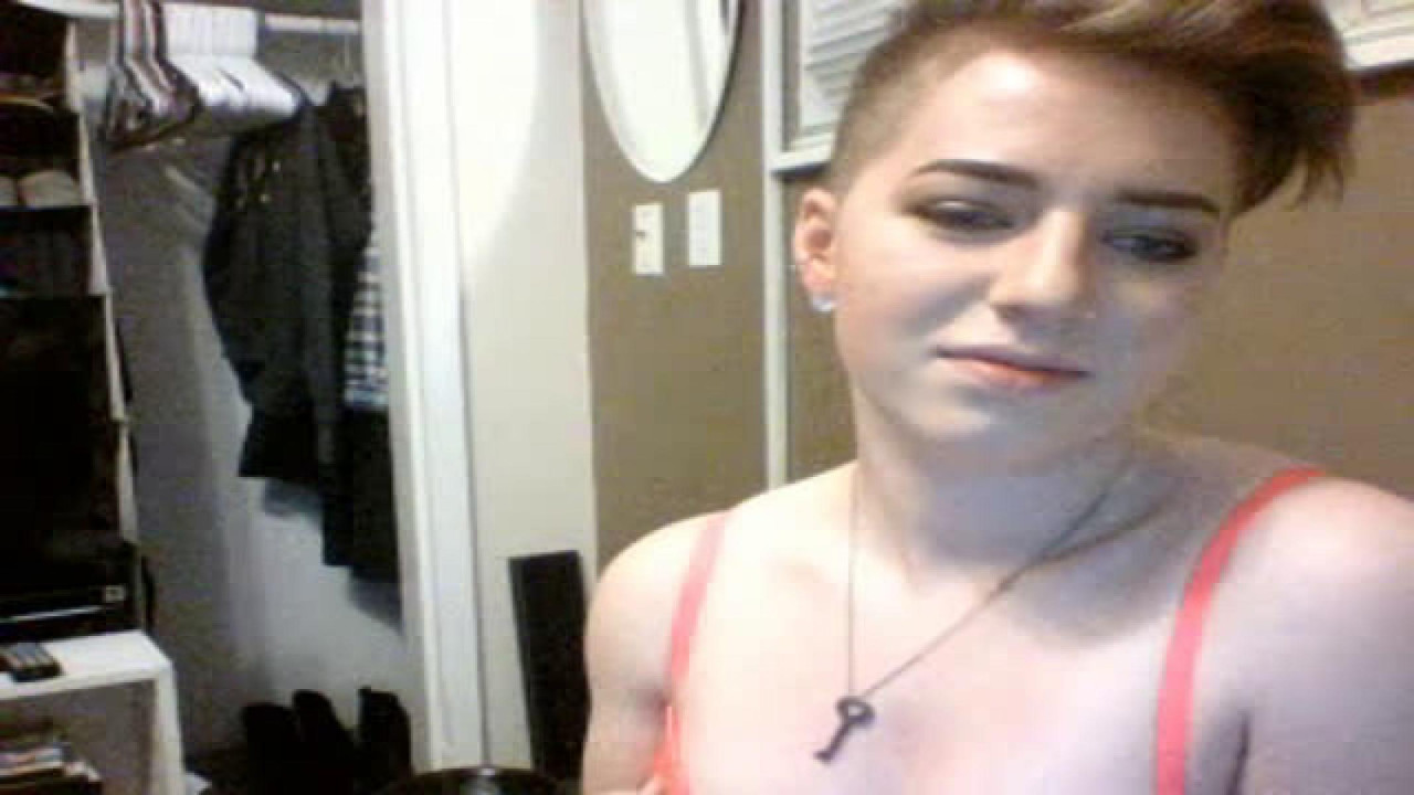 sexy_samwild recorded [2017/01/01 02:31:37]