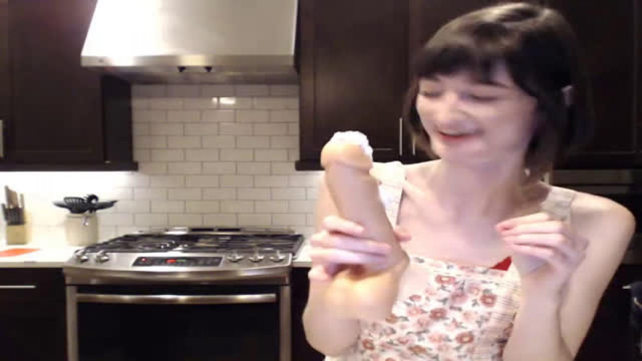 chubbyworm Sucking Video [2017/06/24 - 05:40:28]