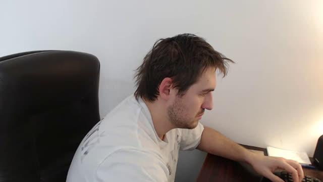 redoctober nude [2016/12/08 07:33:12]