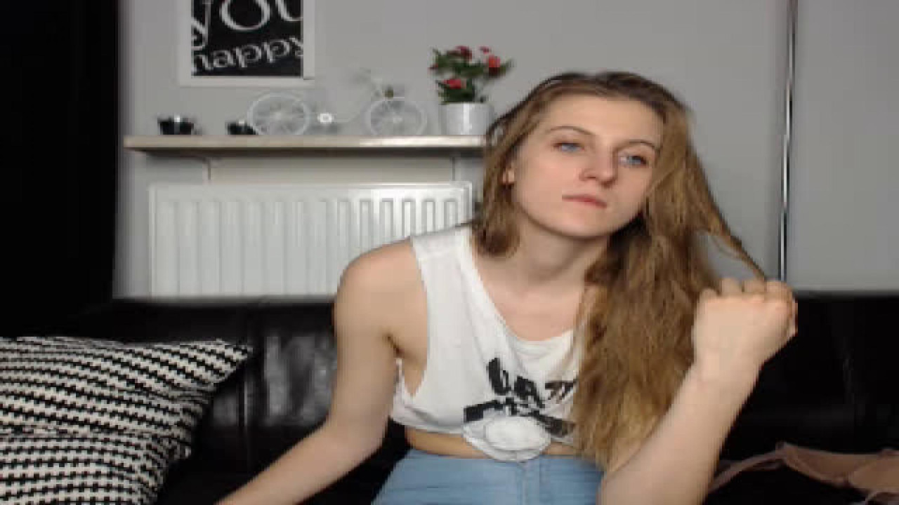 ellablond nude [2017/04/03 12:31:19]