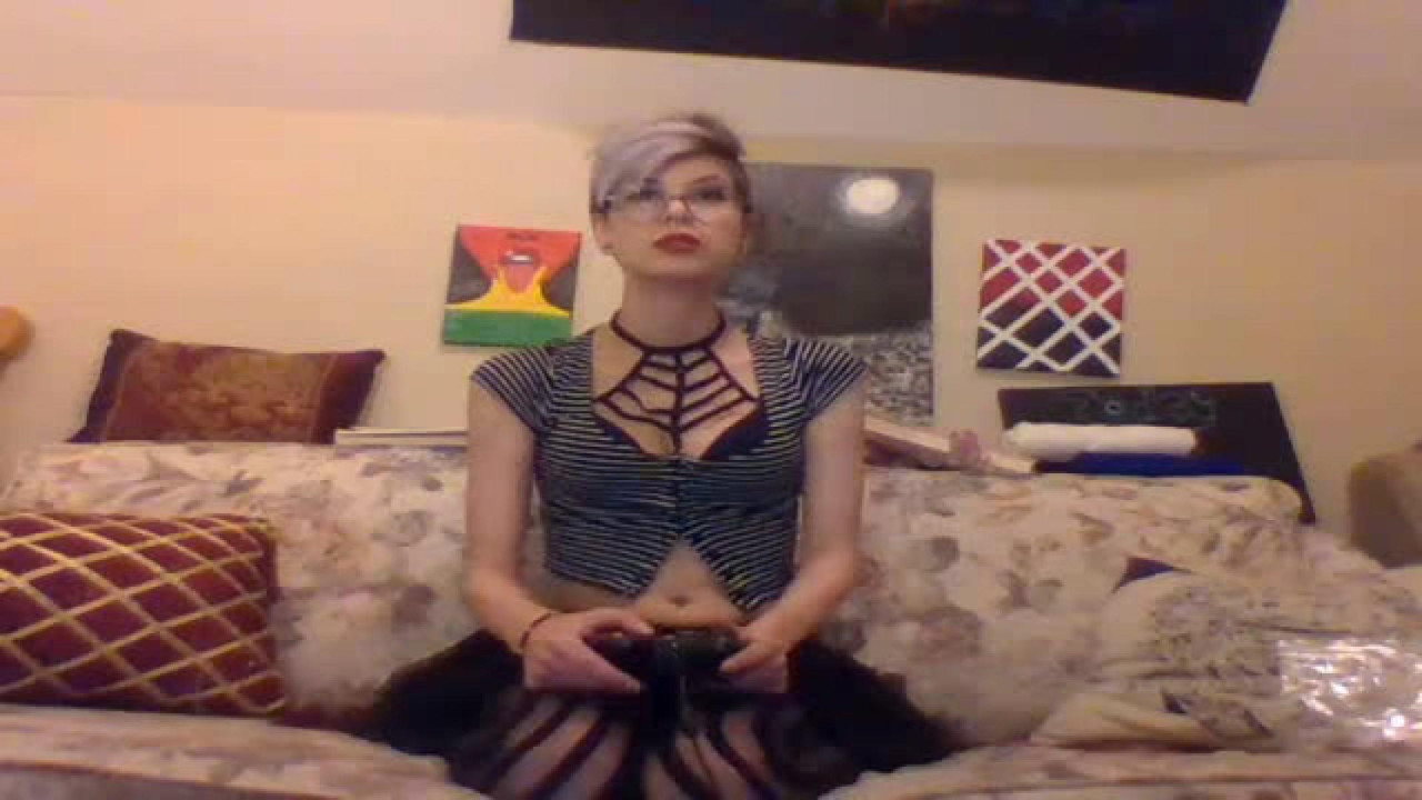 gothnextdoor Premium Webcam [2017/05/04 - 02:45:15]