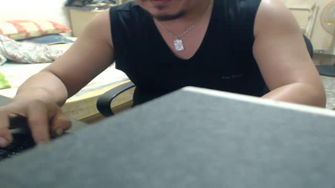 kingtw Feet Video [2017/06/17 - 19:28:39]