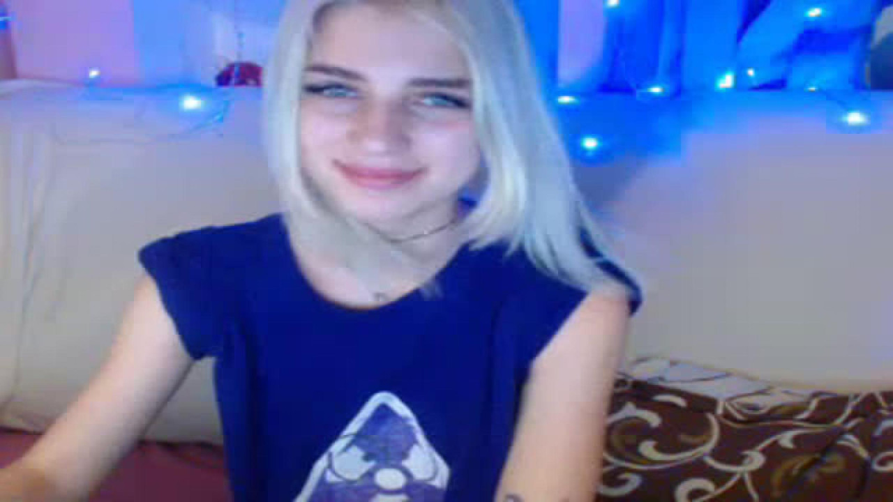 littlekhristy Panty Show [2017/06/21 - 15:40:13]