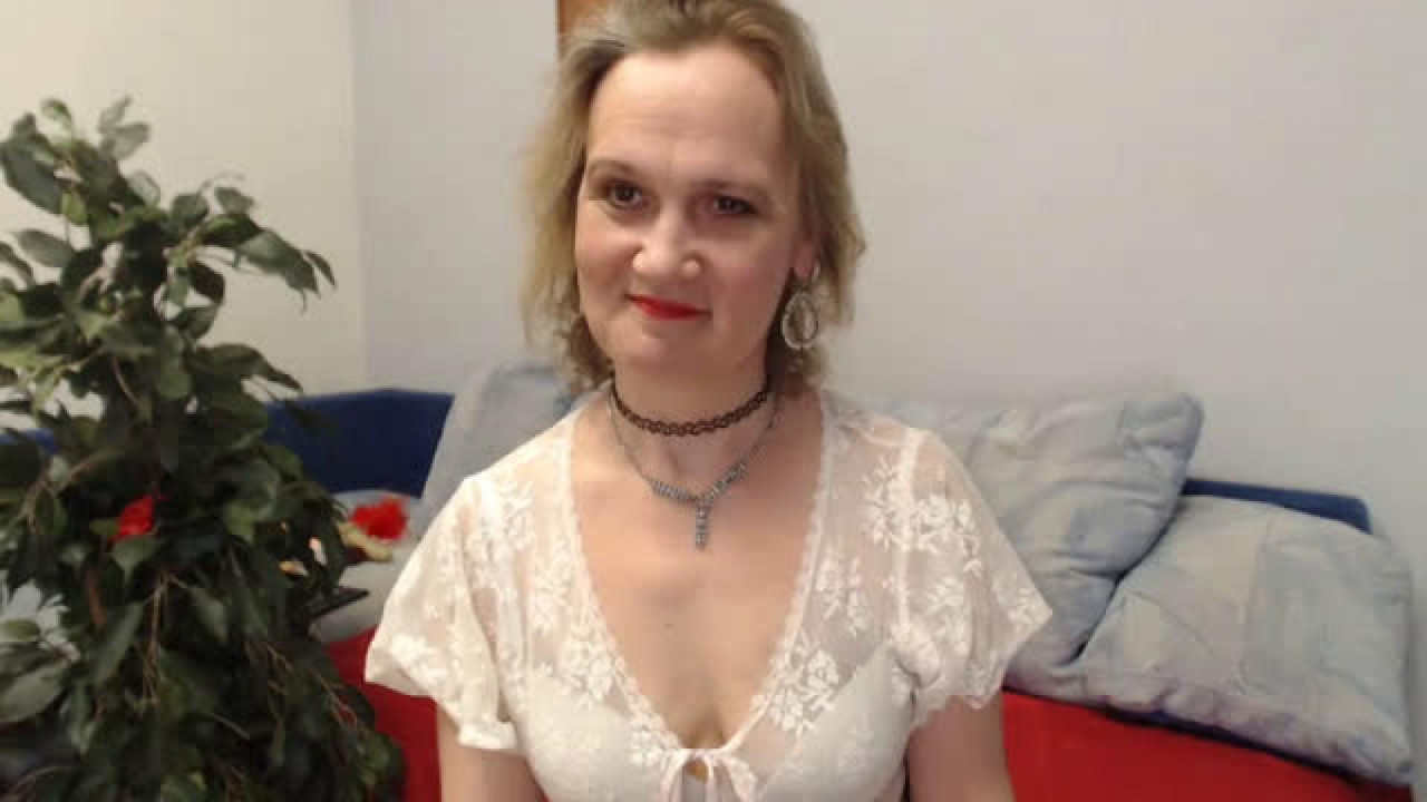 brendasunny Dildo [2017/07/03 - 08:10:36]