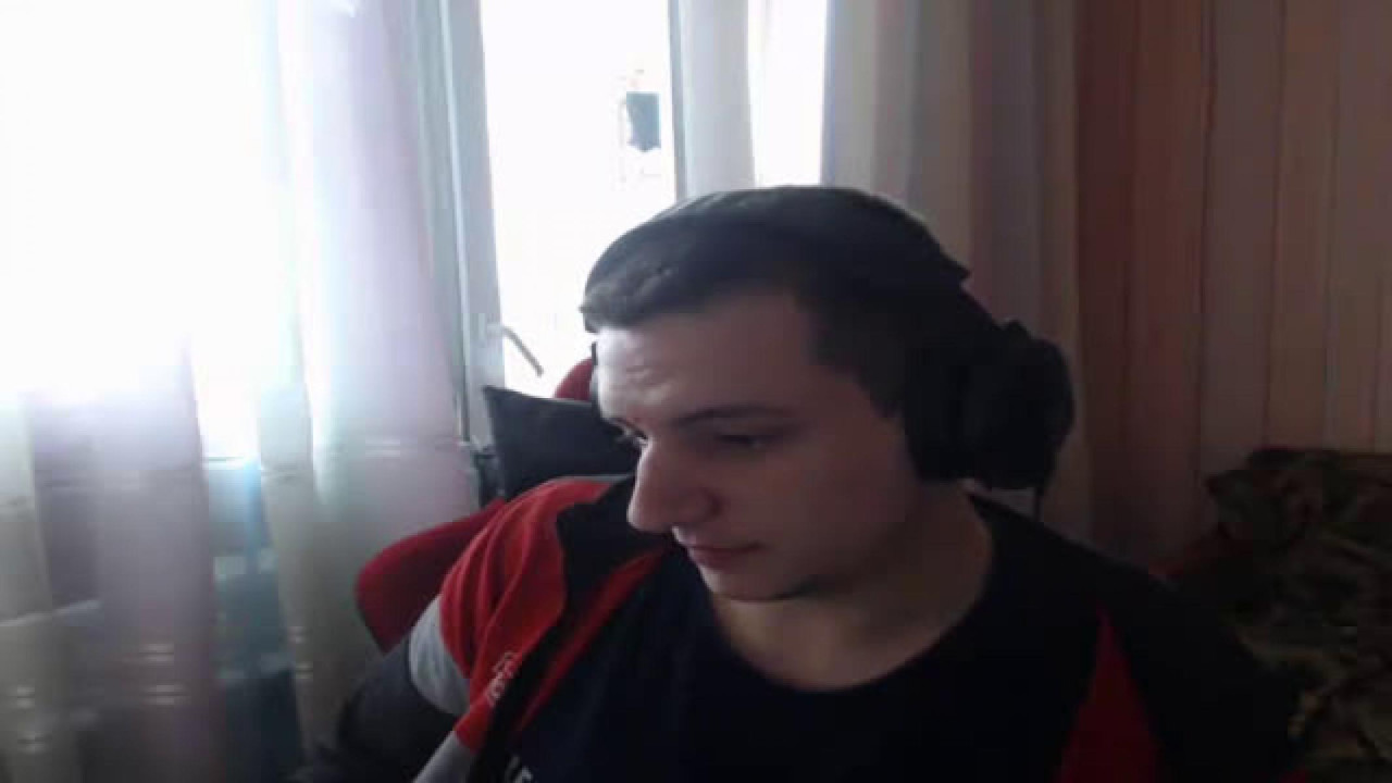 1kniazb naked [2017/04/17 11:20:33]