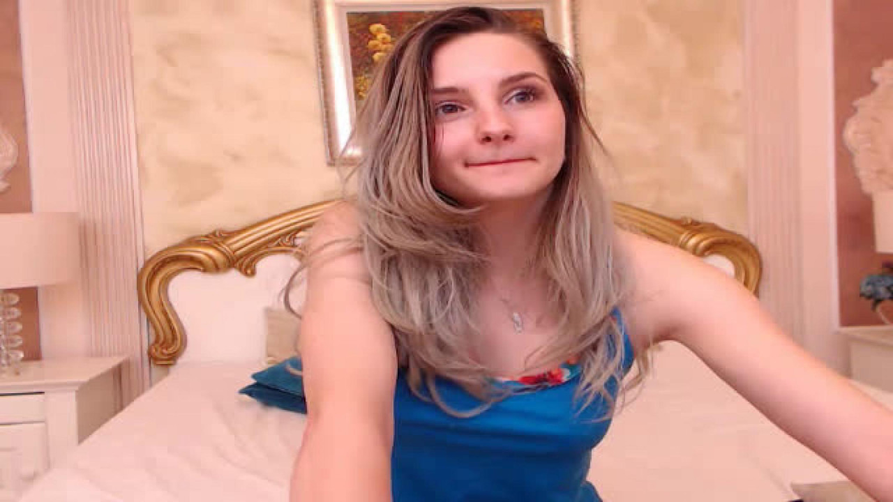 ashleylunna recorded [2017/04/27 03:46:10]