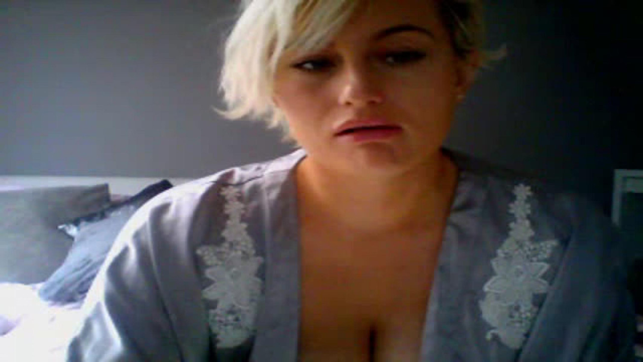 cadencecam nude [2017/05/02 10:15:31]
