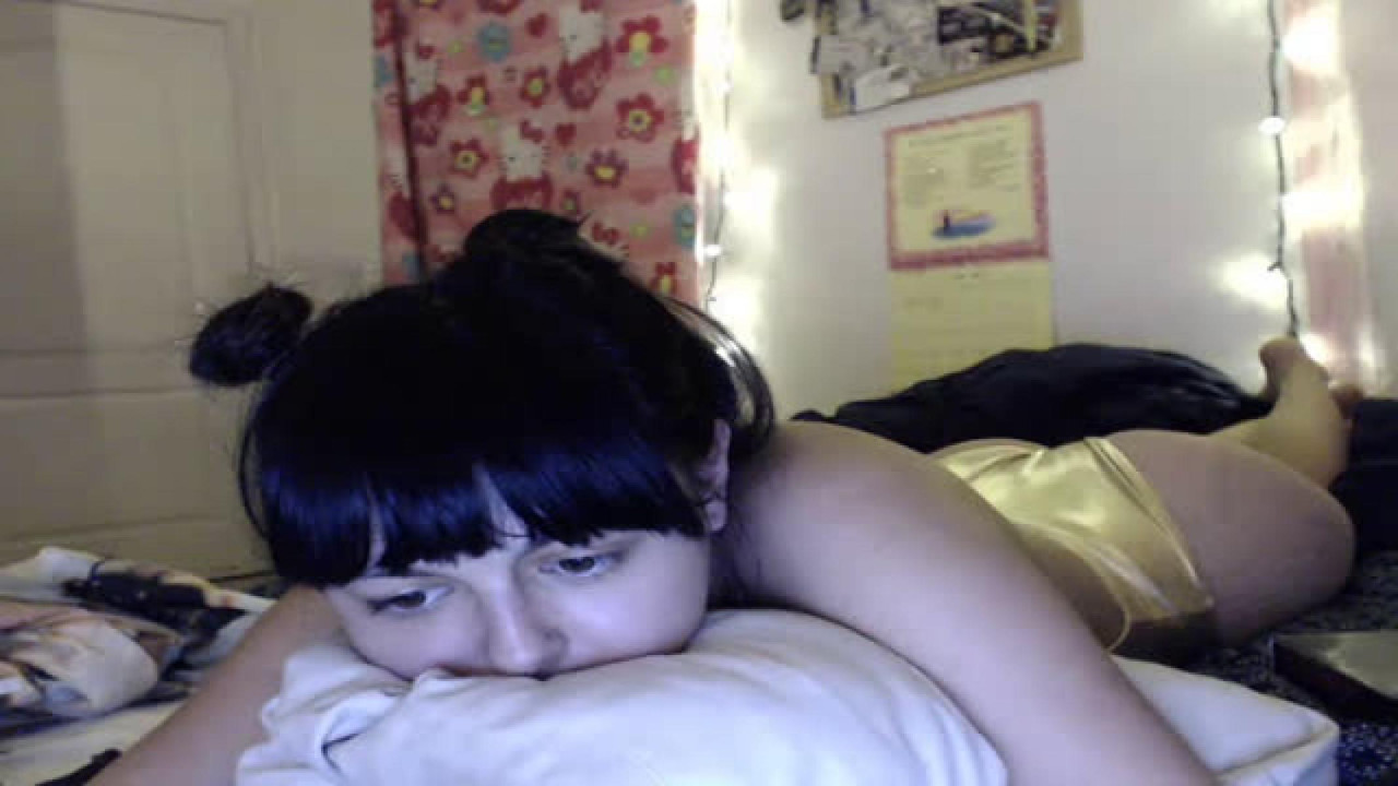 camberella Sucking [2017/06/08 - 05:24:18]