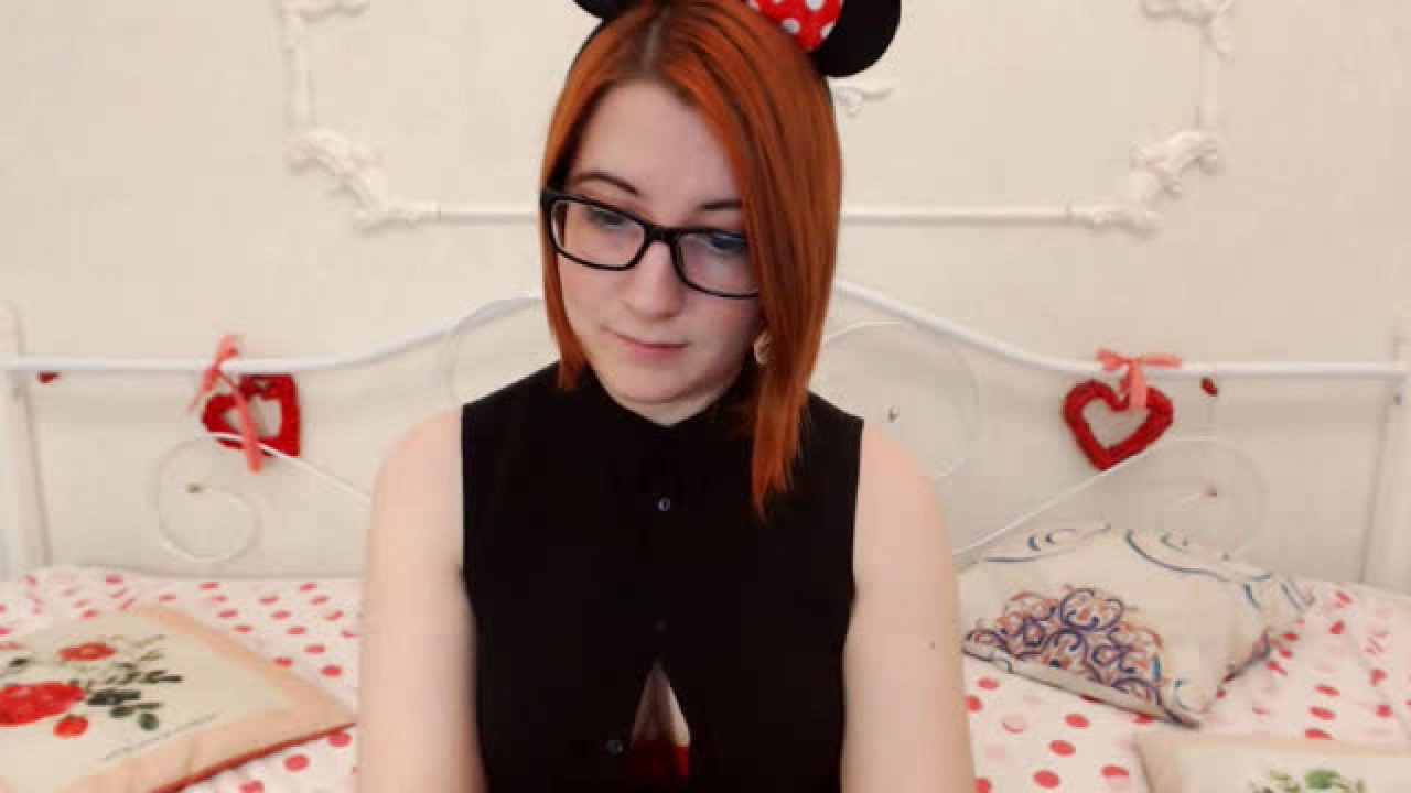 poppyredfox Twerking [2017/04/16 - 21:49:26]