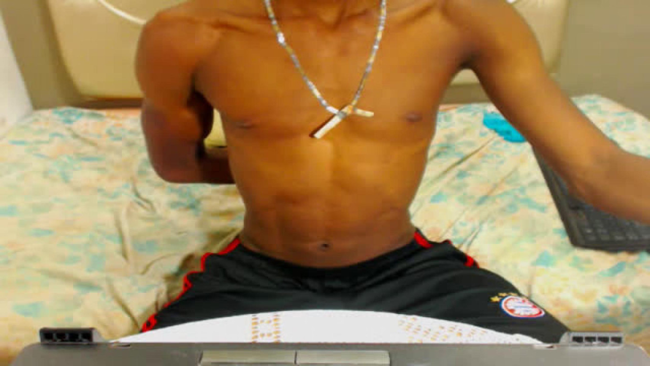 sexyblackboyx Topless [2017/06/27 - 01:16:44]