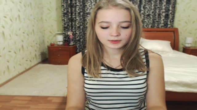 retornmylove webcam [2016/11/09 16:52:37]