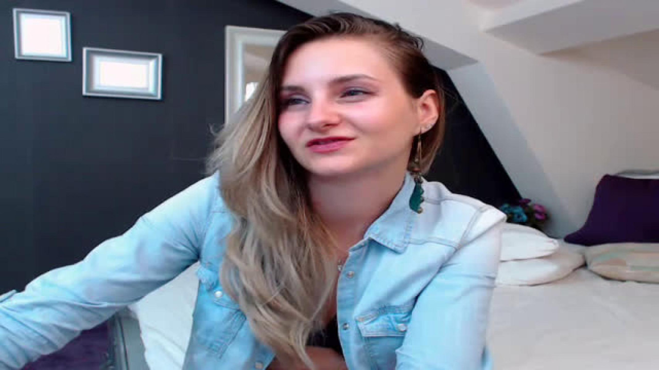 ashleylunna Doggy Show [2017/06/16 - 04:00:35]