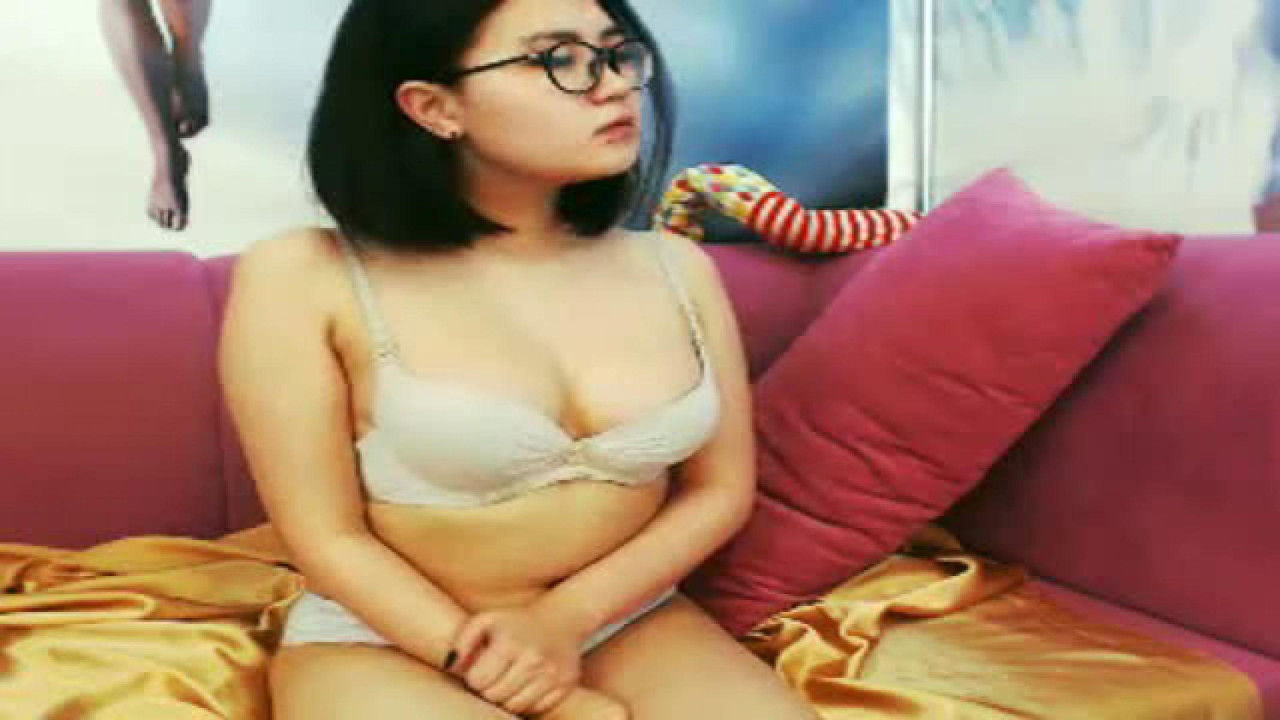 vanilalovi Webcam Show [2017/05/20 - 07:00:35]