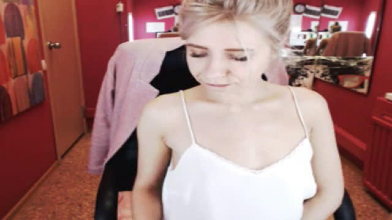 lexi_beauty Tease Webcam [2017/05/24 - 23:50:16]