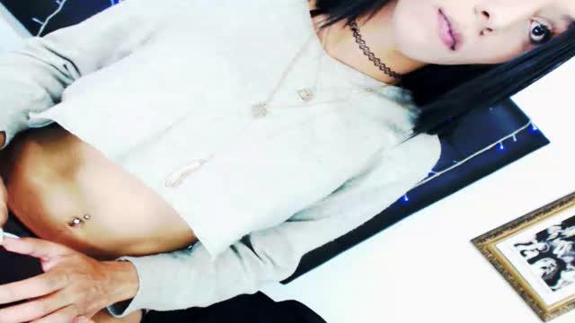 isabella_vaniity