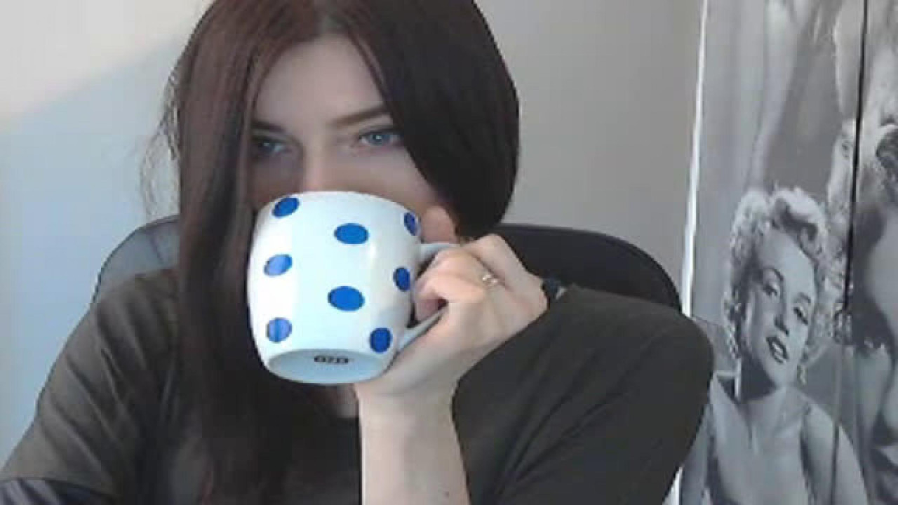 virolina Girl Webcam [2017/05/08 - 12:30:13]