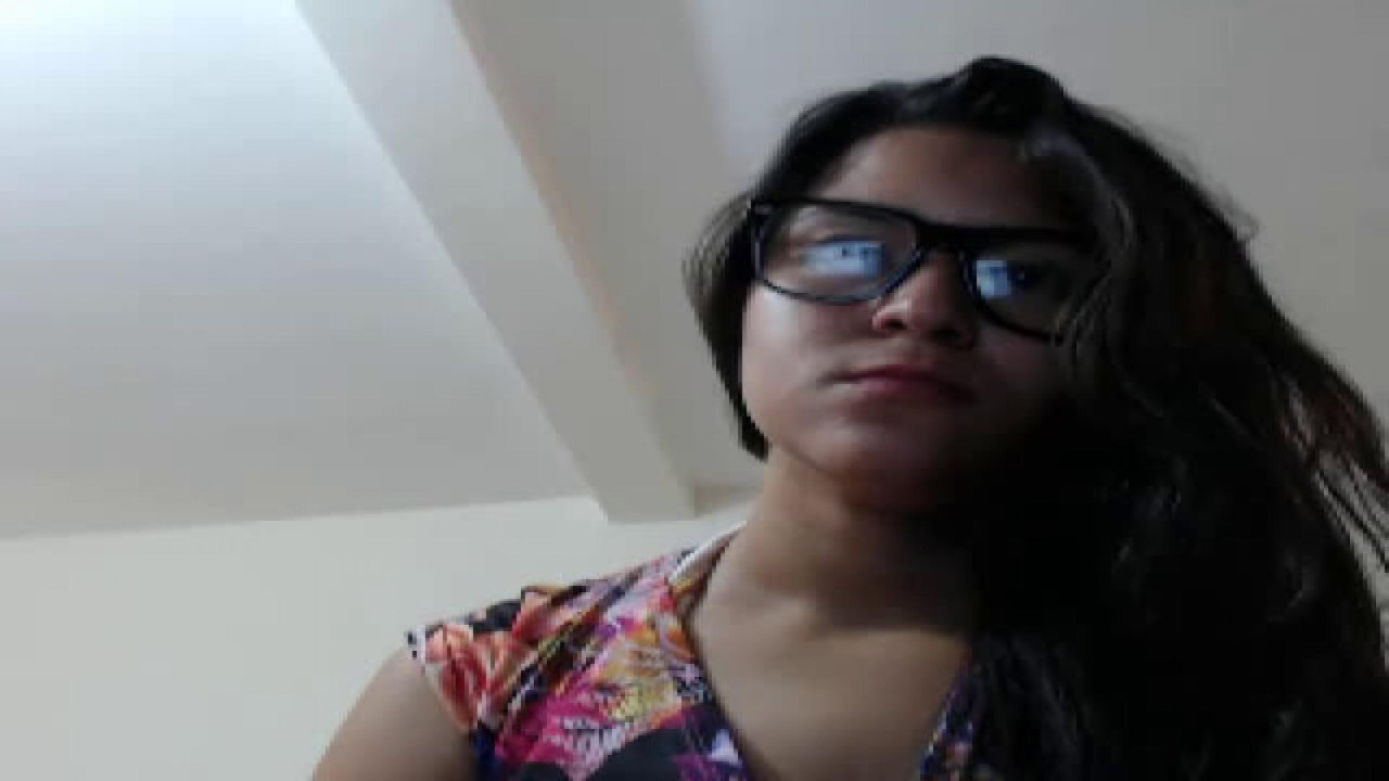paulinacamgir show [2017/04/26 05:51:10]