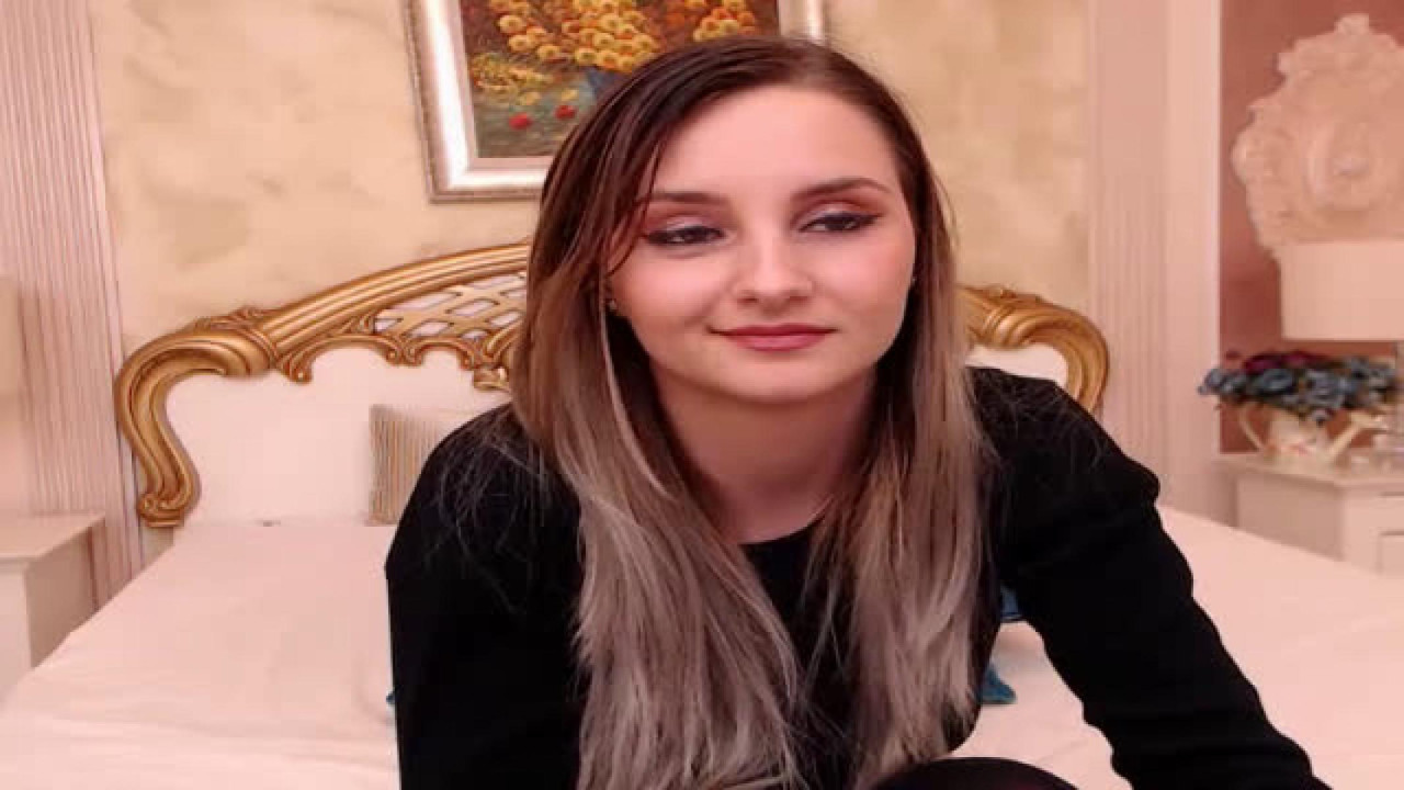 ashleylunna [2017/05/12 00:16:45]