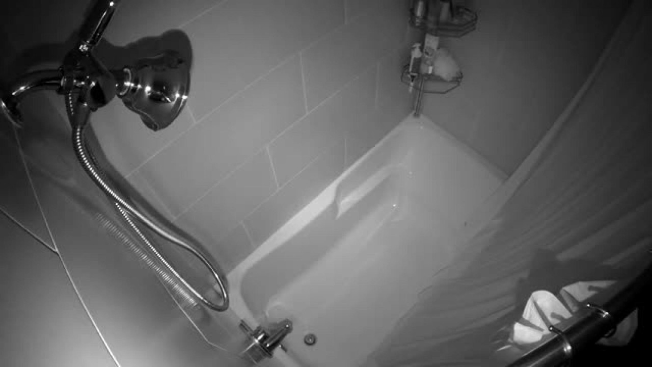 showercam nude [2017/04/19 10:25:28]