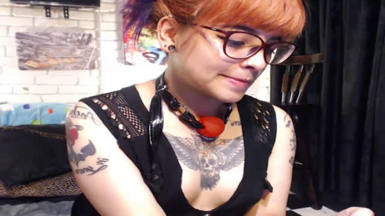 holly_callaway Free Webcam [2017/06/20 - 17:30:28]