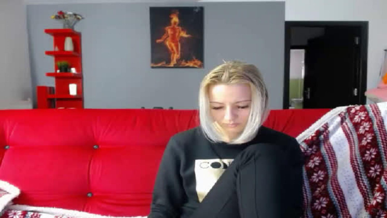 sweetvall Sex Webcam [2017/02/08 - 13:20:27]