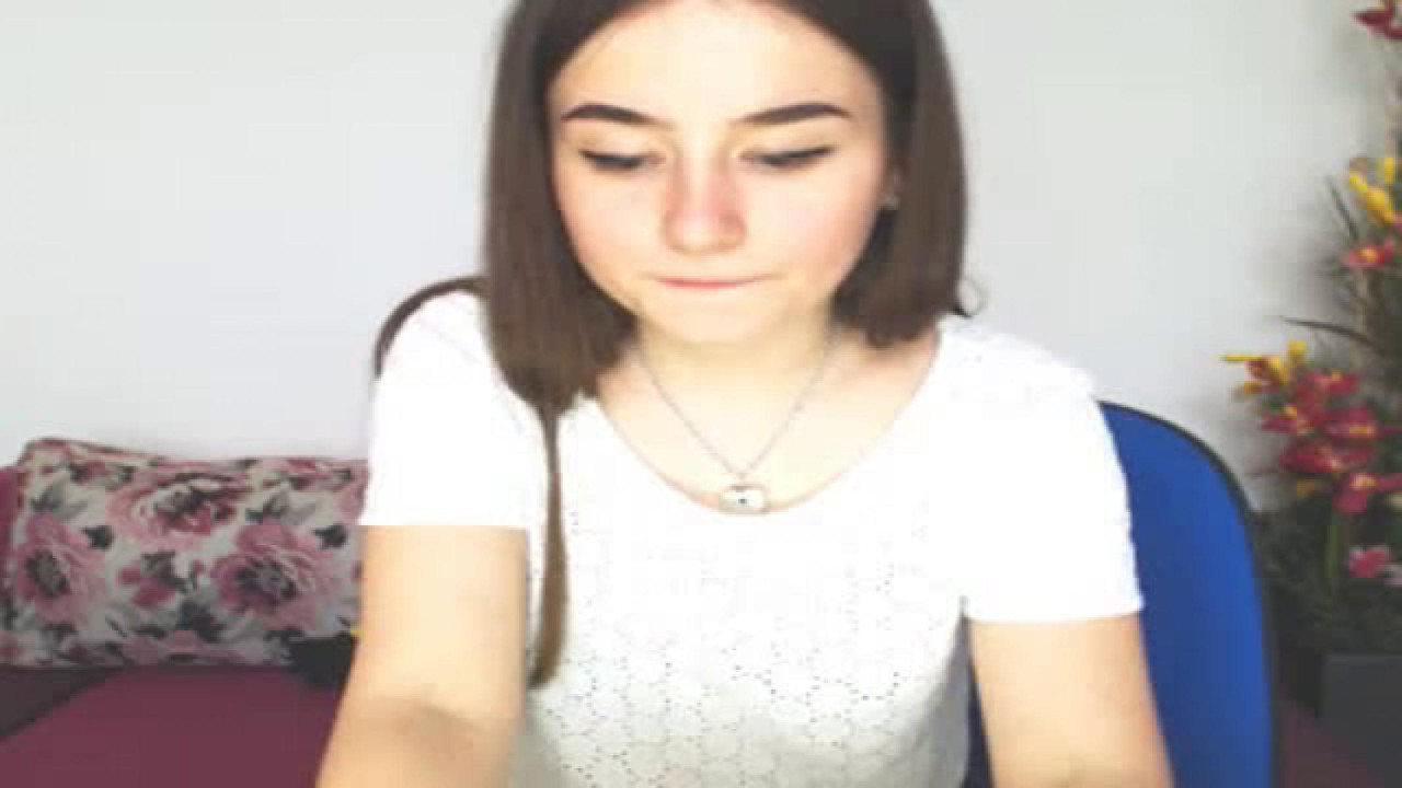 erikamitchell Free Show [2017/06/03 - 14:20:51]