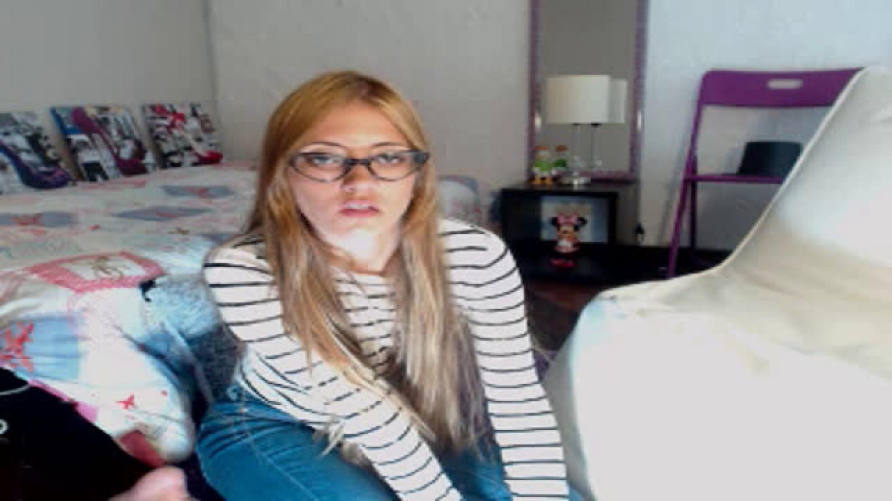 lara_moore recorded [2017/02/10 17:20:55]