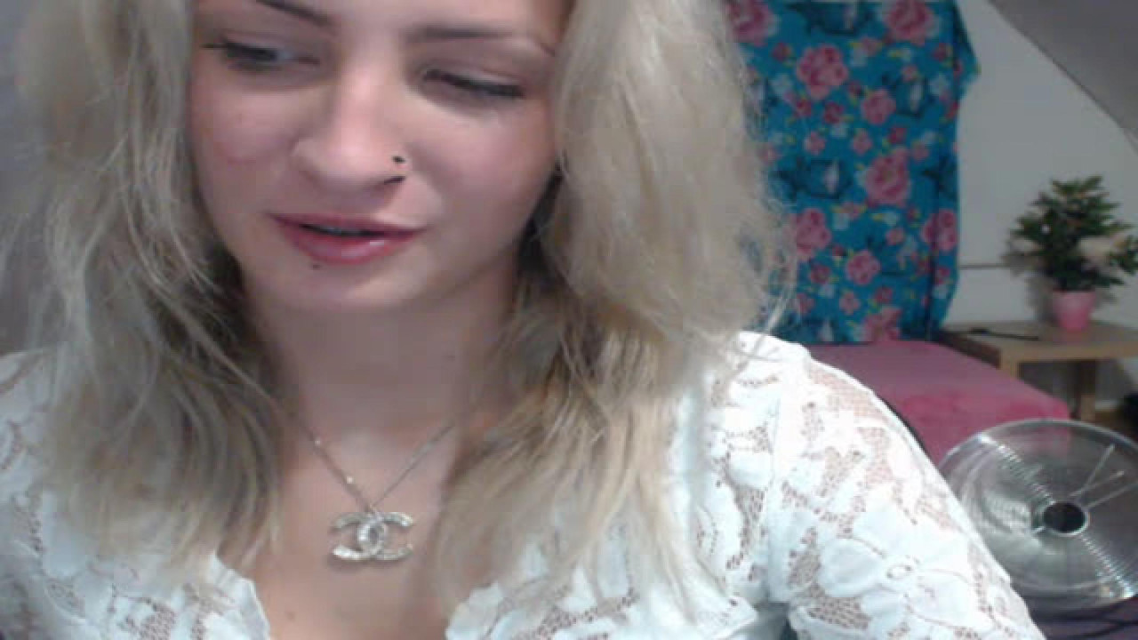 alyssa19 Nude Movie [2017/05/13 - 00:16:46]