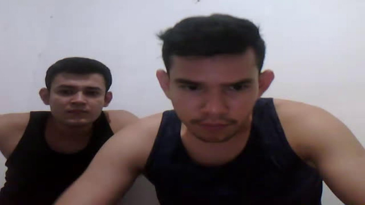 andrexcaste Naked Video [2017/06/24 - 05:25:57]