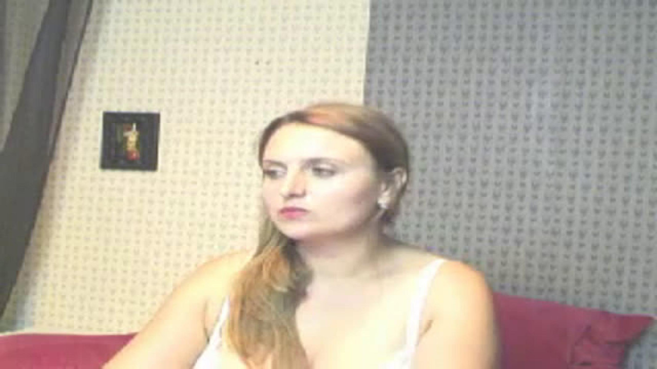 lucialue Porn Webcam [2017/06/30 - 01:26:15]