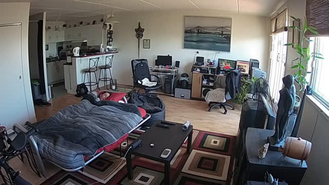 vnh:livingroom POV [2017/06/10 - 13:01:14]