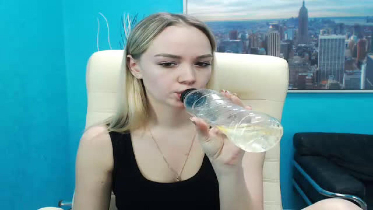 tommi_own naked [2017/04/21 13:25:27]