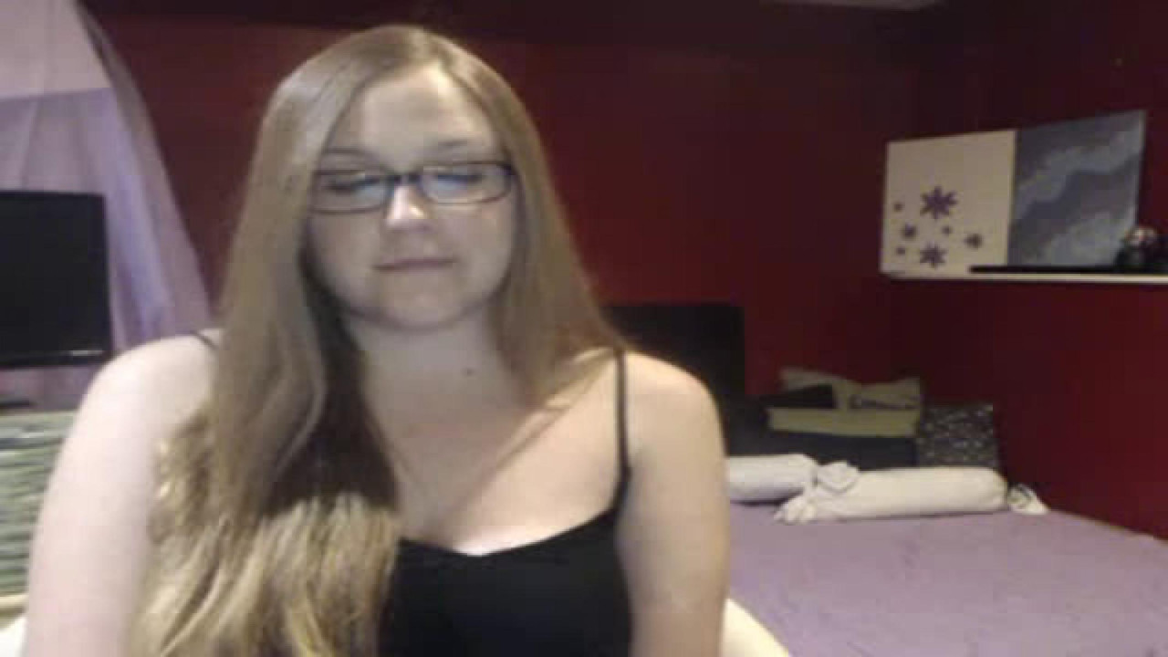 aprilriley Throat [2017/07/23 - 04:33:29]