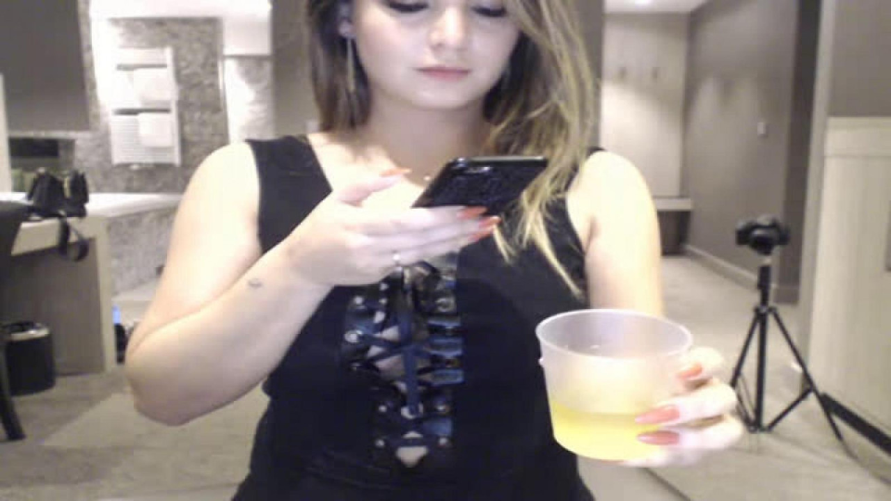 brattyamber Cunt [2017/09/10 00:00:30]