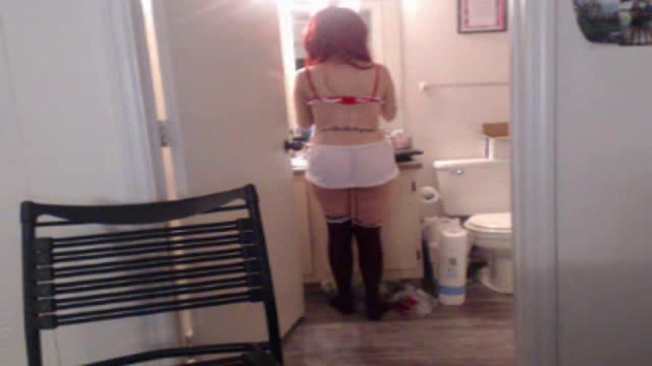 gaminggirl4u Machine Webcam [2017/10/11 02:37:24]