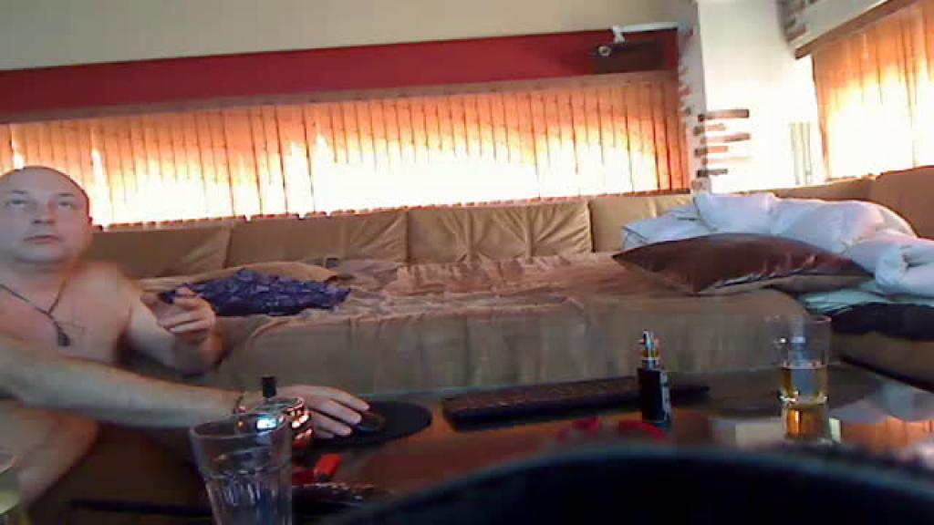fionagrupp Girl Webcam [2017/05/09 - 13:00:15]