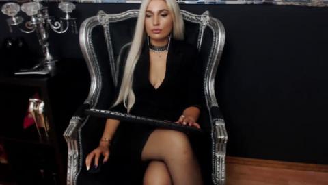 QueenBeatrice [2019-09-19 08:42:38]