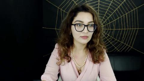 zarifaglow