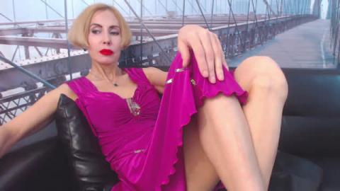 BlondySexyLadi [2019-09-22 07:22:23]