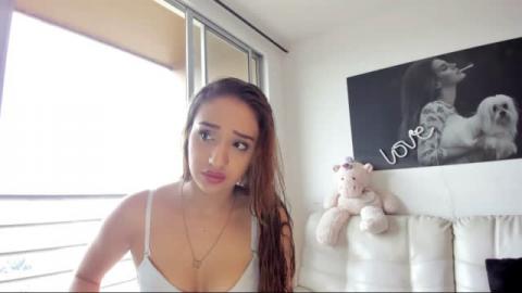anasofia_15 [2019-08-03 13:23:00]