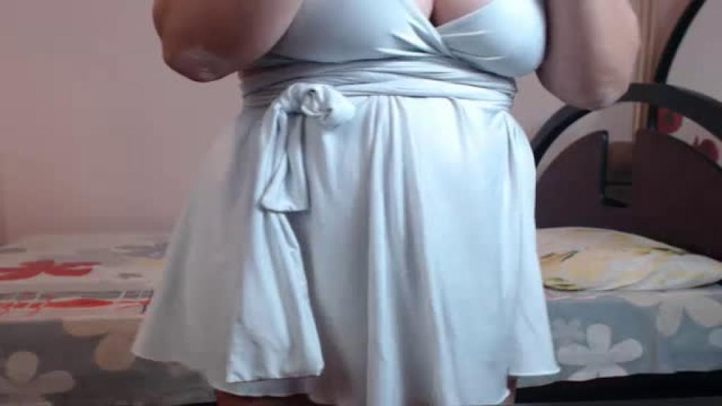 lucille94 Masturbating Webcam [2017/07/23 - 21:30:52]
