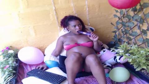 tropic_woman