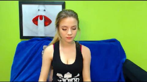 RoxanneKiss [2019-07-25 06:45:35]